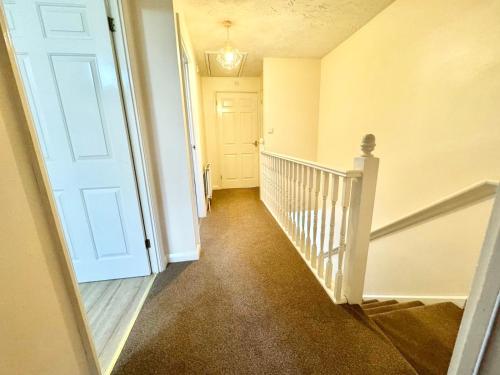 Enjoy The Willow, lovely home to stay & relax while in Ashford!