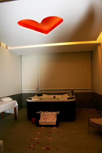 Angel's Paradise Room Type - Deluxe King Room with Spa Bath (Turchese) Angel's Paradise Room Type - Deluxe King Room with Spa Bath (Turchese)