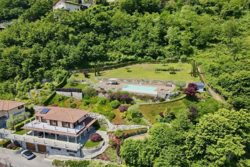  Villa Rosa - Plesio by LoveComo in Barna