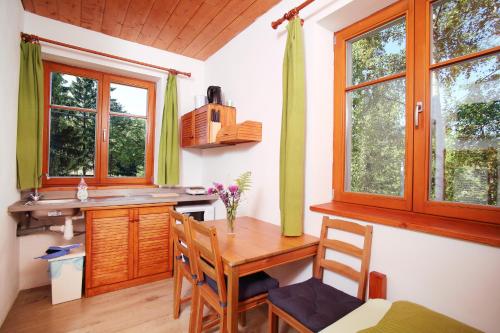 Konyha, Chata Beda in Bedrichov U Jablonce Nad Nisou