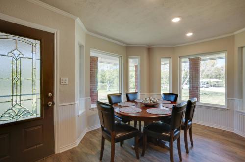 Huntsville Home with Boat Dock on Trinity River! in Riverside, USA