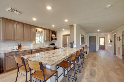 Huntsville Home with Boat Dock on Trinity River! in Riverside, USA