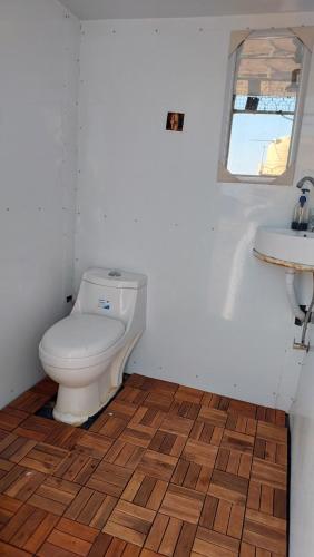 Bathroom, SandGlass Camp in A'Sharqiyah Sands (Wahiba)