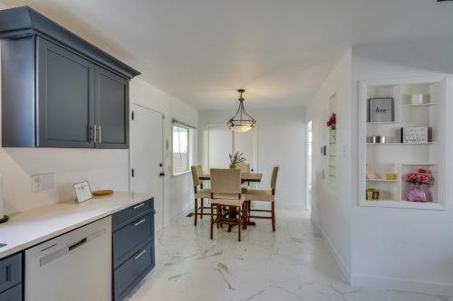 Chic Pueblo Vacation Rental Home Near Fairgrounds! in 梅薩章克申