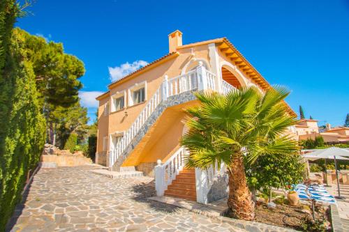 Deluxe Villa image 10