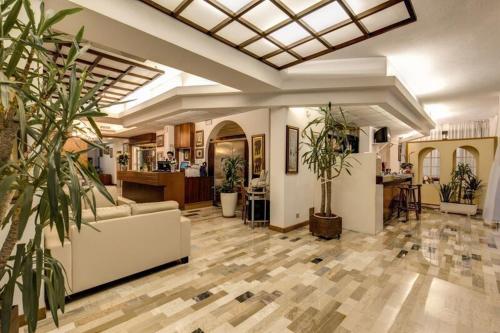 New Hotel photo