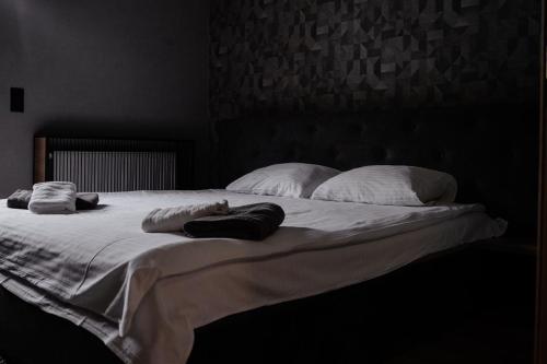 3 bedrooms, 3 beds