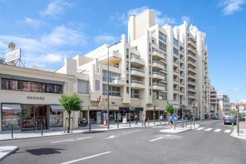 Biarritz - Residence Victoria surf - Face océan - image 4