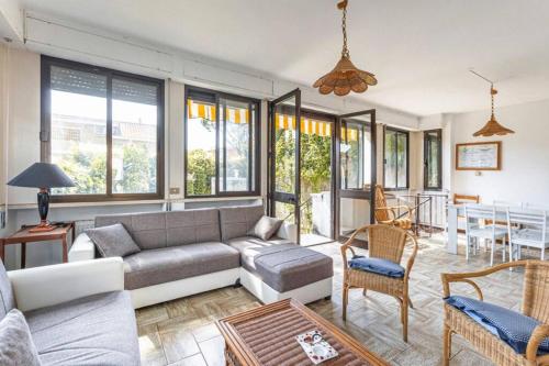  [FREE PARKING & GARDEN] CHARMING NEPTUNUM FLAT in 42 Anzio