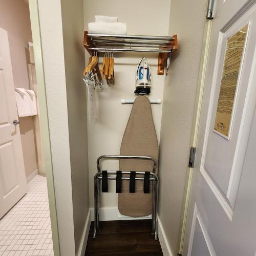 Baymont by Wyndham Mackinaw City - image 2