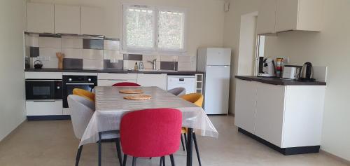 Dapur, La Petite Germaine in Fontaine-Sur-Ay