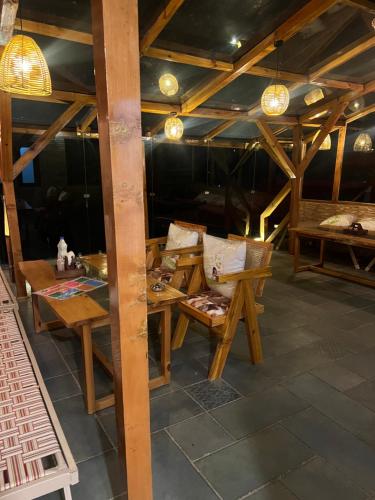 Pahadi House in Narkanda