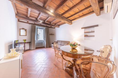 AC21 - Palazzetto Campo de' Fiori - image 3