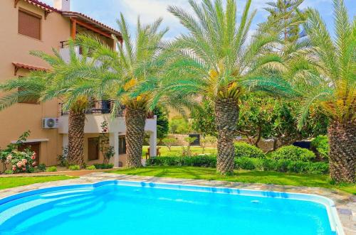 Villa Karteros with private swimming pool