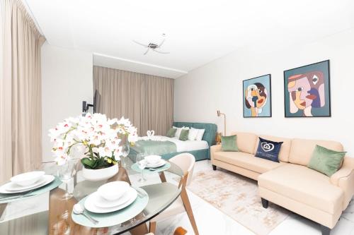 Elegant Studio near Burj Khalifa and Dubai Mall, Dubai (photo 10)