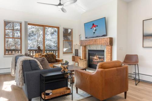 Lodge at Brookside 202 in Avon, USA