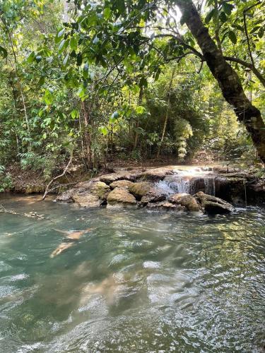 Chalés Pocoó com rio exclusivo