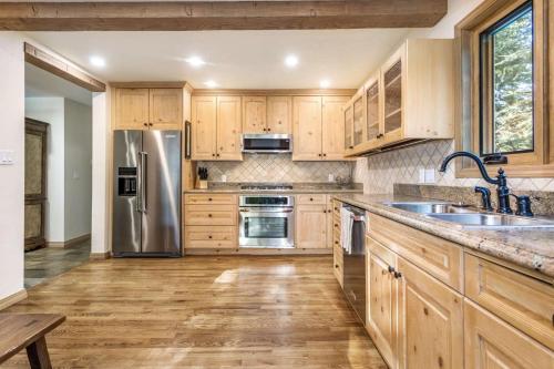 Meadow Dr 4879 #C in Vail, USA