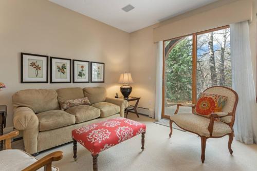 Lodge at Brookside 105 in Edwards, USA