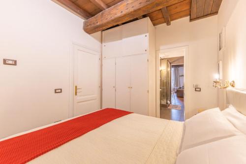 AC21 - Palazzetto Campo de' Fiori - image 13
