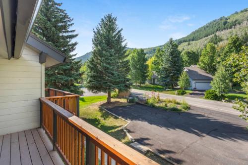 Deer Blvd 877 #3 in Avon, USA