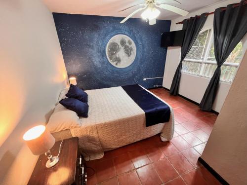 1 queen bed