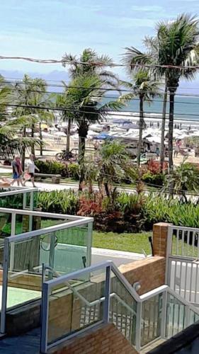 kitnet pé na areia, em frente a praia.