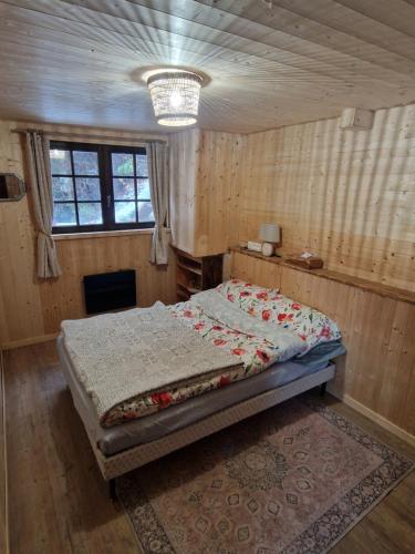 Alpine 1 bed Chalet with beautiful views