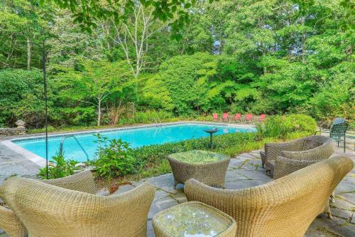 Falmouth Breeze Escape Falmouth Breeze Escape