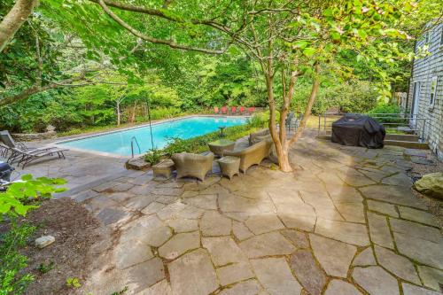 Falmouth Breeze Escape Falmouth Breeze Escape