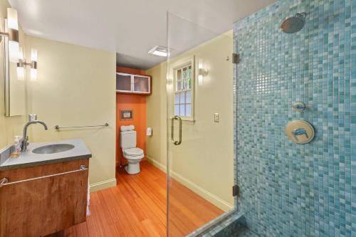 Falmouth Breeze Escape Falmouth Breeze Escape