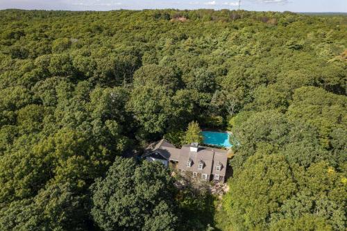 Falmouth Breeze Escape Falmouth Breeze Escape