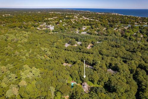 Falmouth Breeze Escape Falmouth Breeze Escape