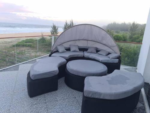 Балкон/тераса, Villa de luxe Domaine Léna vue sur mer (Villa de luxe Domaine Lena vue sur mer) in Foulpointe