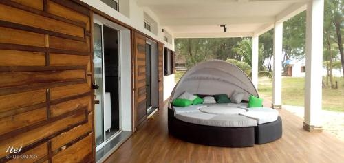 Балкон/тераса, Villa de luxe Domaine Léna vue sur mer (Villa de luxe Domaine Lena vue sur mer) in Foulpointe