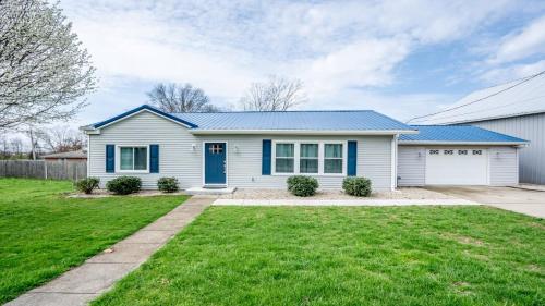 Fishing & Skate Park, 10 mins to Ark, Sleeps 14 in Dry Ridge (KY)