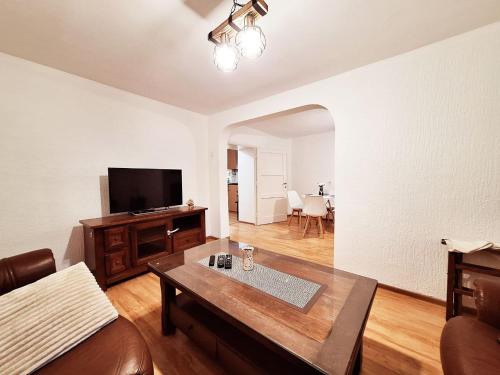 Oprema, Melody apartment in Masline