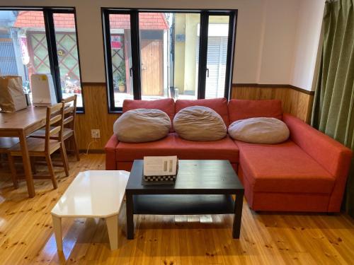 room detail thumbnail 0