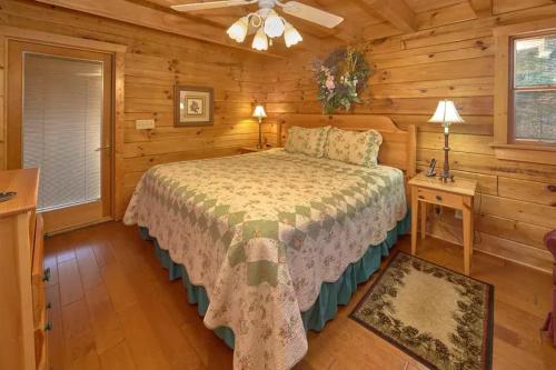 Wrap Around The Son in Sevierville, USA