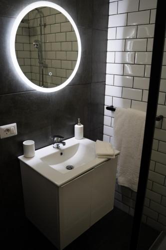 Central Suite Craiova - image 3