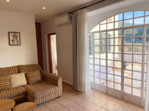 Piso en Vall de Almonacid con vistas, aire acondicionado, Wifi y Smart TV