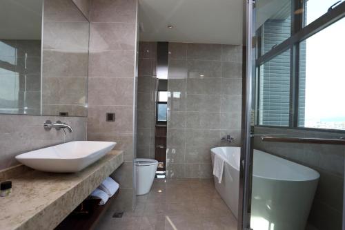 50938197 Hotel Intrendy
