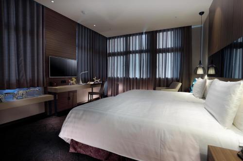 50938217 Hotel Intrendy
