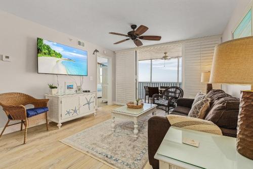 Fantastic Gulf Front Condo on the North end of the Island condo in Fort Myers Beach, USA