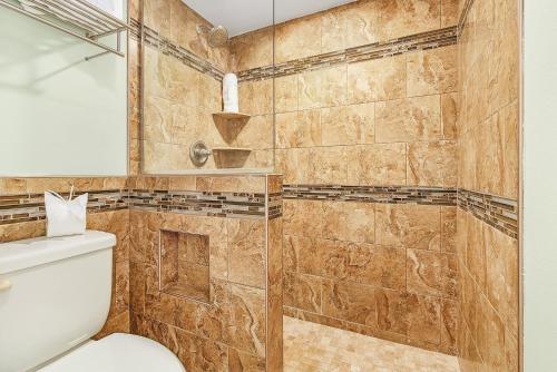 Fantastic Gulf Front Condo on the North end of the Island condo - image 4
