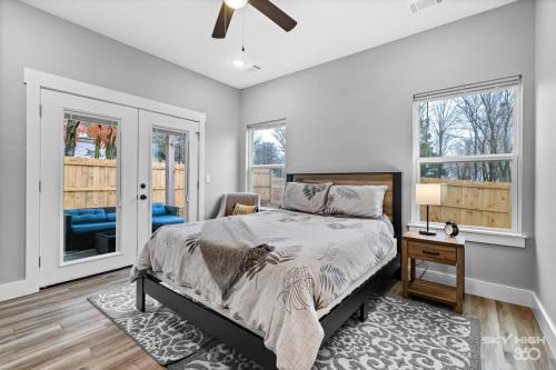 Central Getaway Off of I-49 in Springdale, USA