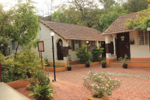 Prakruti Ayurvedic Health Resort,Sarkhal