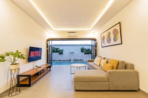 Villa Paddies - Charming 2 BR Canggu with Aircon Living High Speed Wi-Fi, Canggu (foto 10)