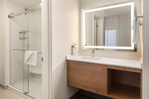 Two-Bedroom Suite - Non-Smoking