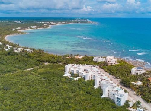 Akumal Bay With Access To The Beach 7 Rooftop Pools